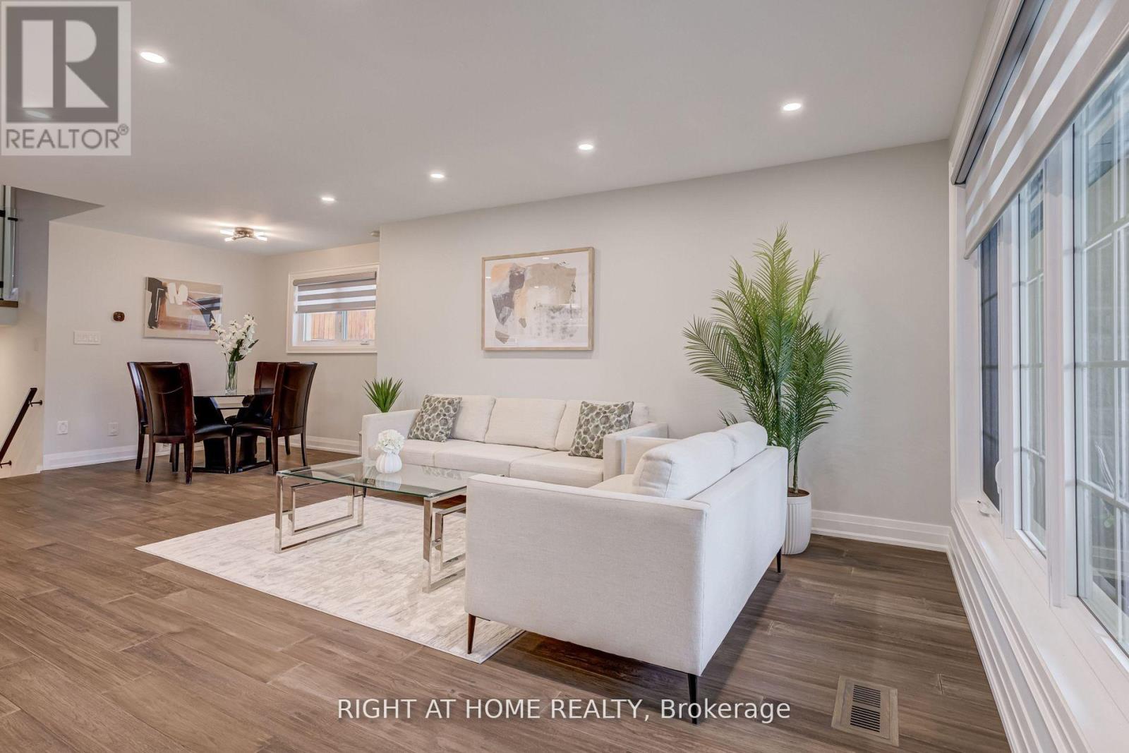 260 Louis Drive, Mississauga, Ontario  L5B 1Y9 - Photo 8 - W13826878
