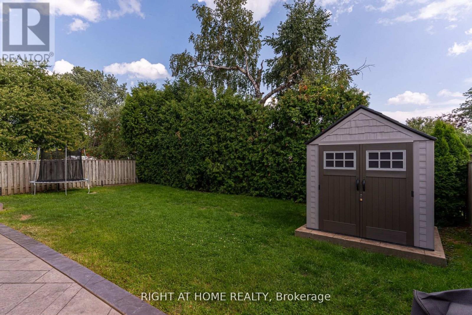 260 Louis Drive, Mississauga, Ontario  L5B 1Y9 - Photo 42 - W13826878