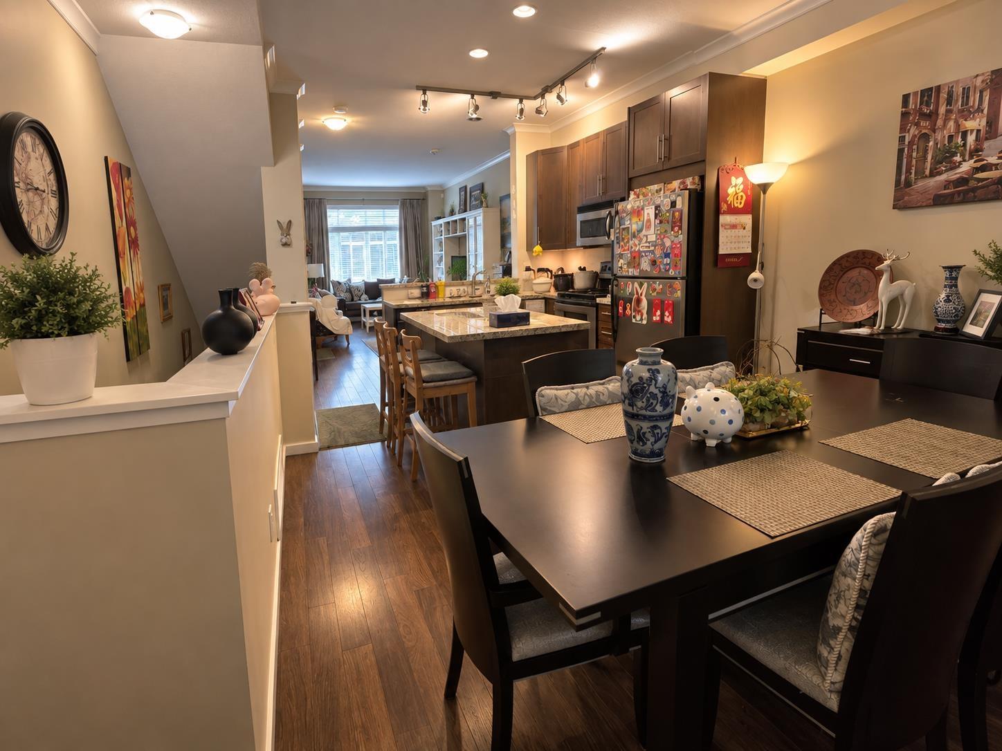 15151 34 Avenue, Surrey, British Columbia  V3Z 4P5 - Photo 3 - R3169656