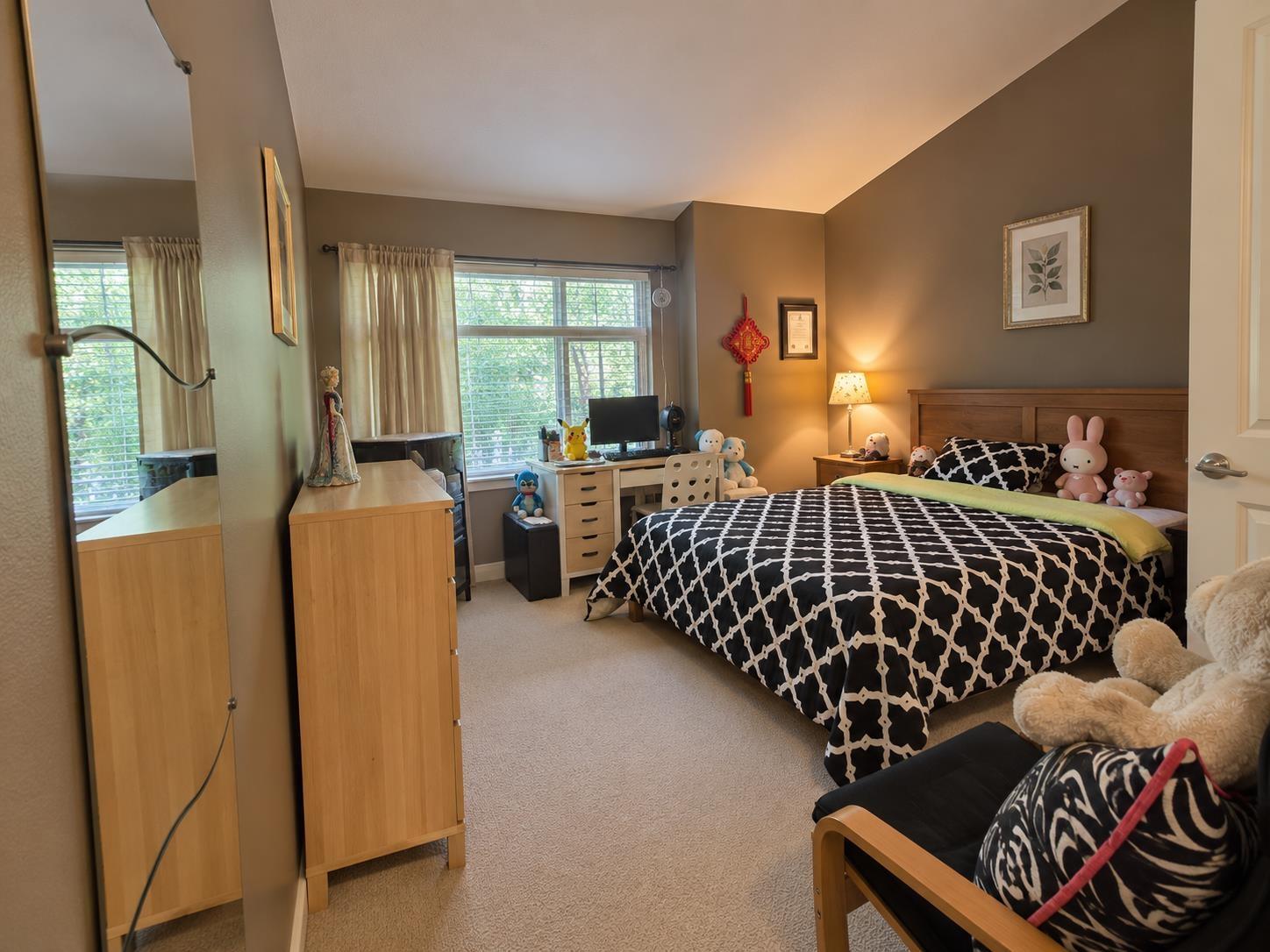 15151 34 Avenue, Surrey, British Columbia  V3Z 4P5 - Photo 4 - R3169656