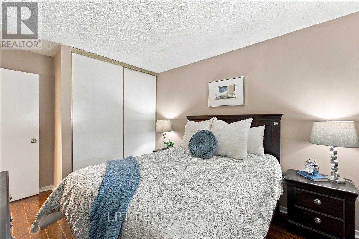 69 Scarfair Pathway, Toronto, Ontario  M1B 4G2 - Photo 21 - E13829732