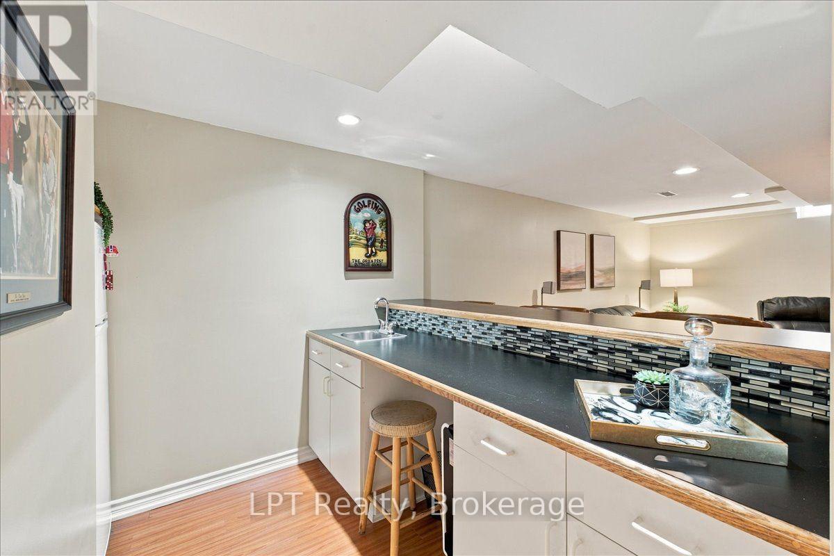 69 Scarfair Pathway, Toronto, Ontario  M1B 4G2 - Photo 30 - E13829732