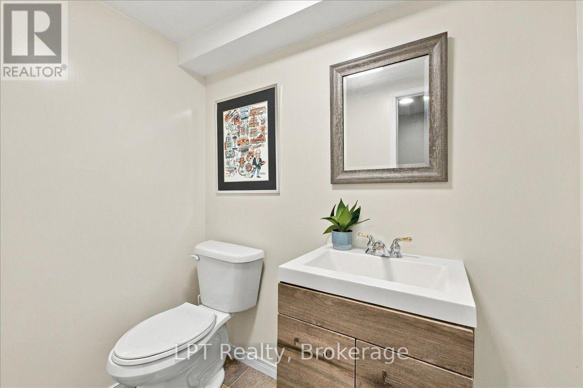 69 Scarfair Pathway, Toronto, Ontario  M1B 4G2 - Photo 31 - E13829732