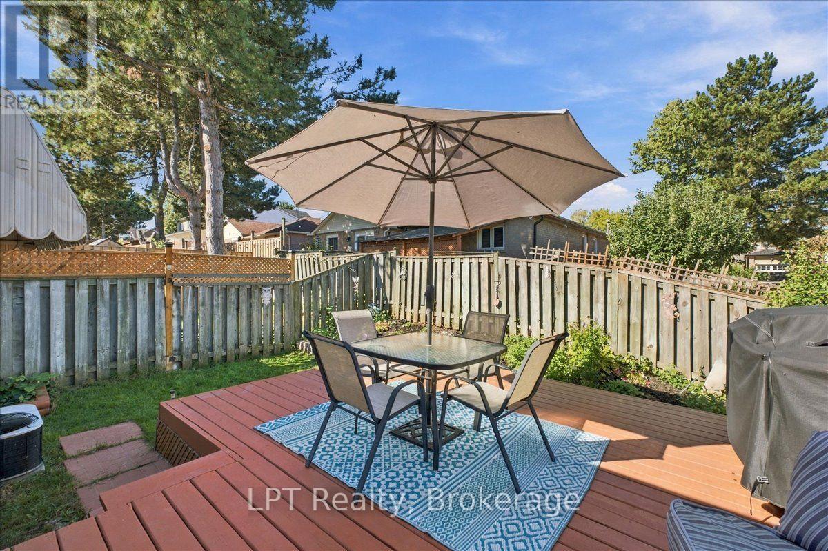 69 Scarfair Pathway, Toronto, Ontario  M1B 4G2 - Photo 34 - E13829732