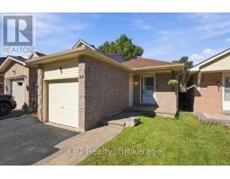 69 SCARFAIR PATHWAY, Toronto, Ontario
