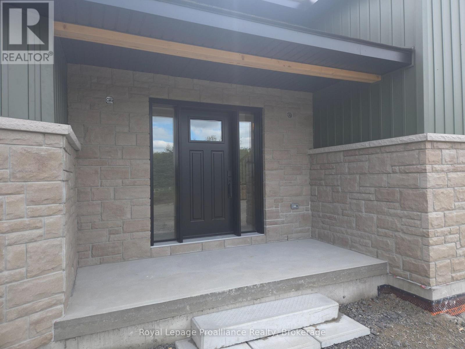 1295 Victoria Road, Prince Edward County, Ontario  K0K 1A0 - Photo 3 - X13829674