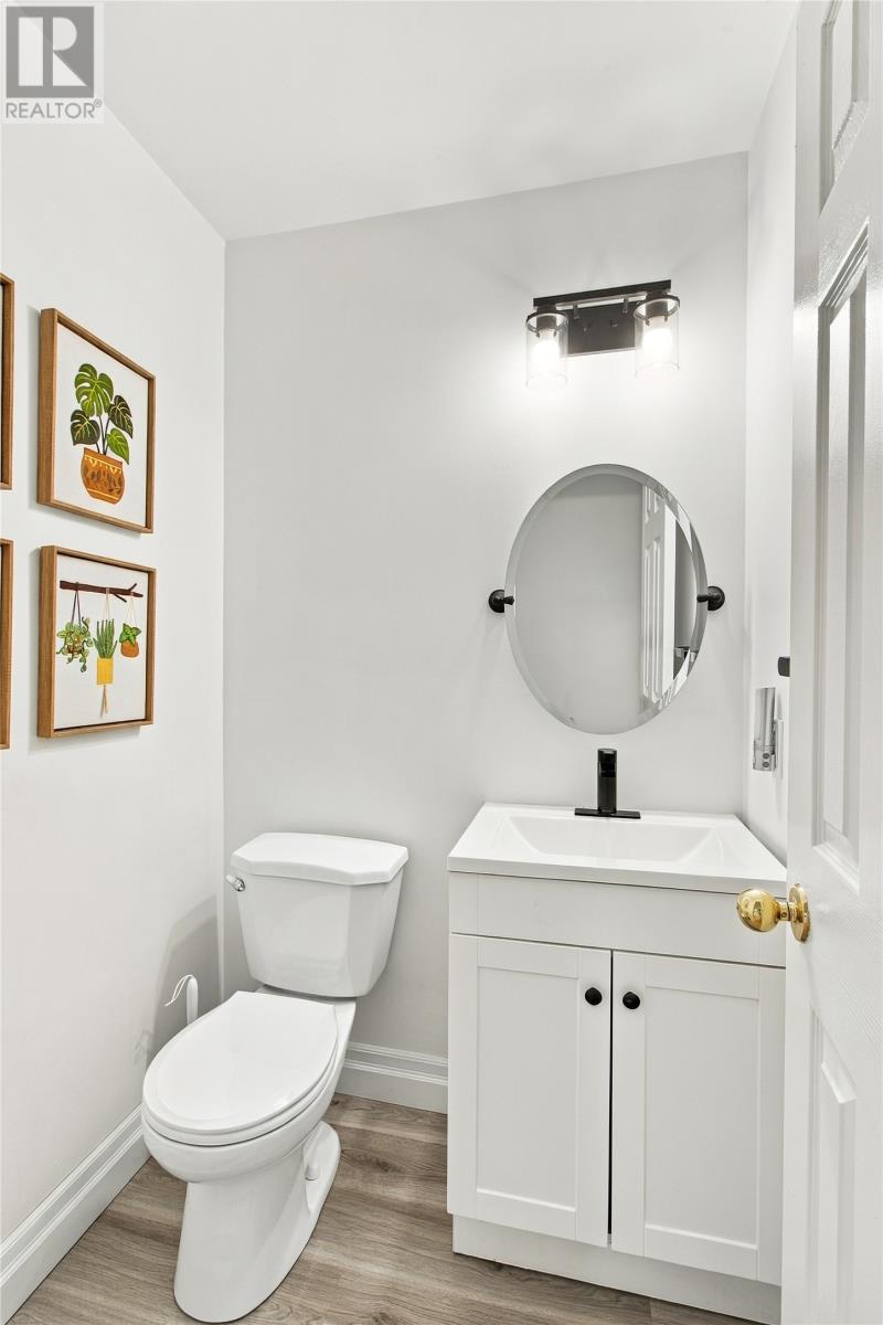 16 Hyde Park Drive, St. John's — photo 16