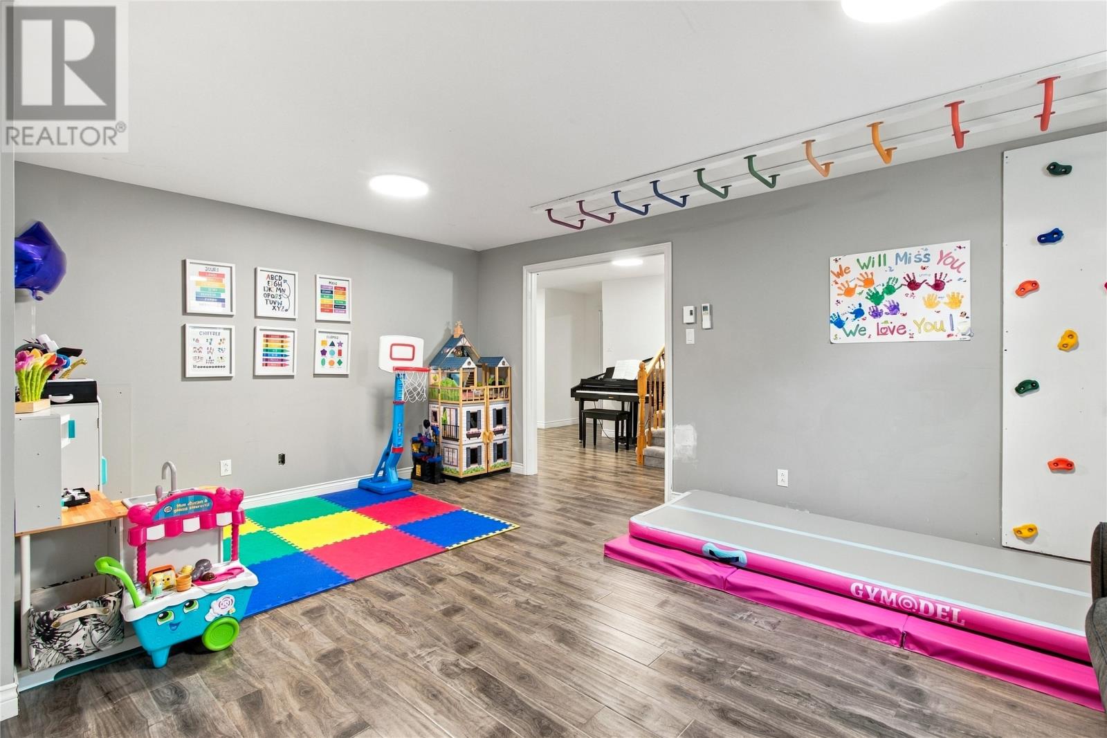 16 Hyde Park Drive, St. John's — photo 30