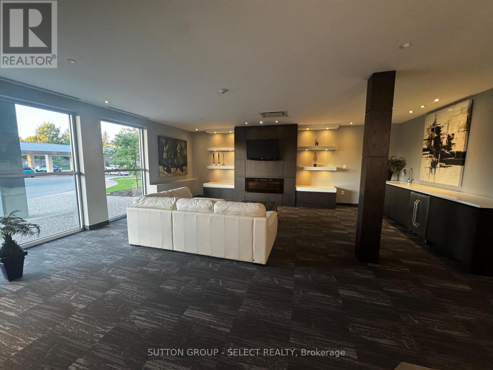 300 - 1705 Fiddlehead Place, London North, Ontario  N6G 5M6 - Photo 4 - X13829798