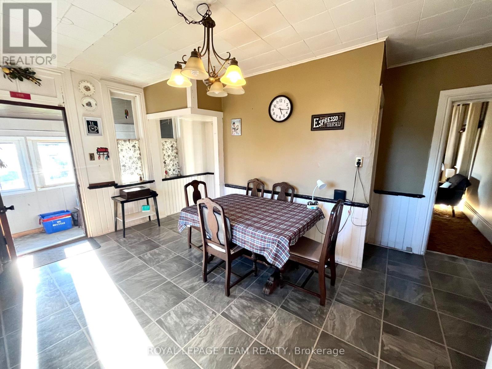 30 Gould Street, Whitewater Region, Ontario K0J 1K0 - Photo 6 - X13829788