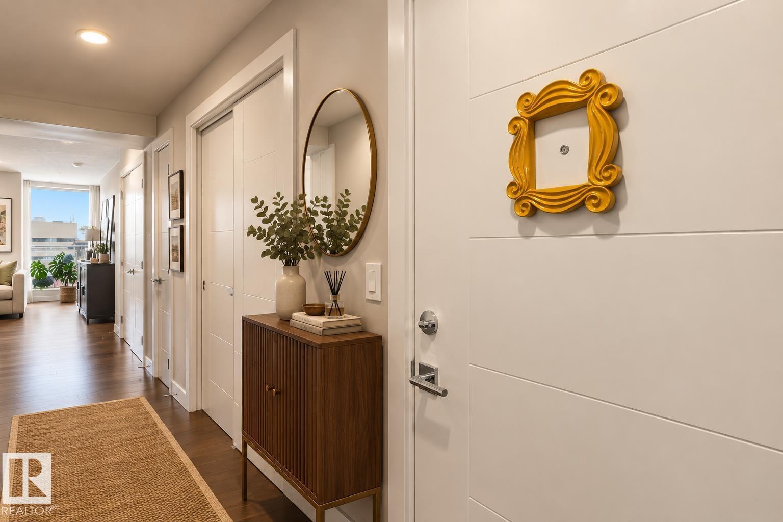 #908 10238 103 ST NW
