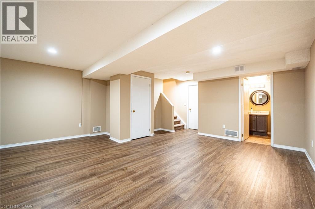 49 Elma Place, Cambridge, Ontario  N3C 4E6 - Photo 29 - 40861669