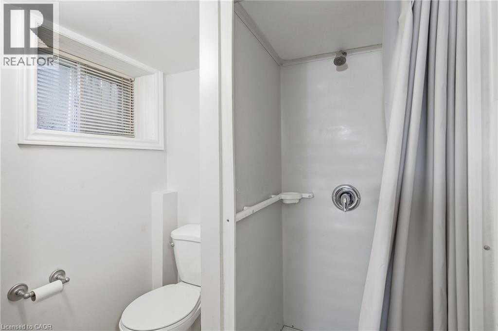 68 Hamilton Street, St. Catharines, Ontario  L2S 1K6 - Photo 22 - 40863574