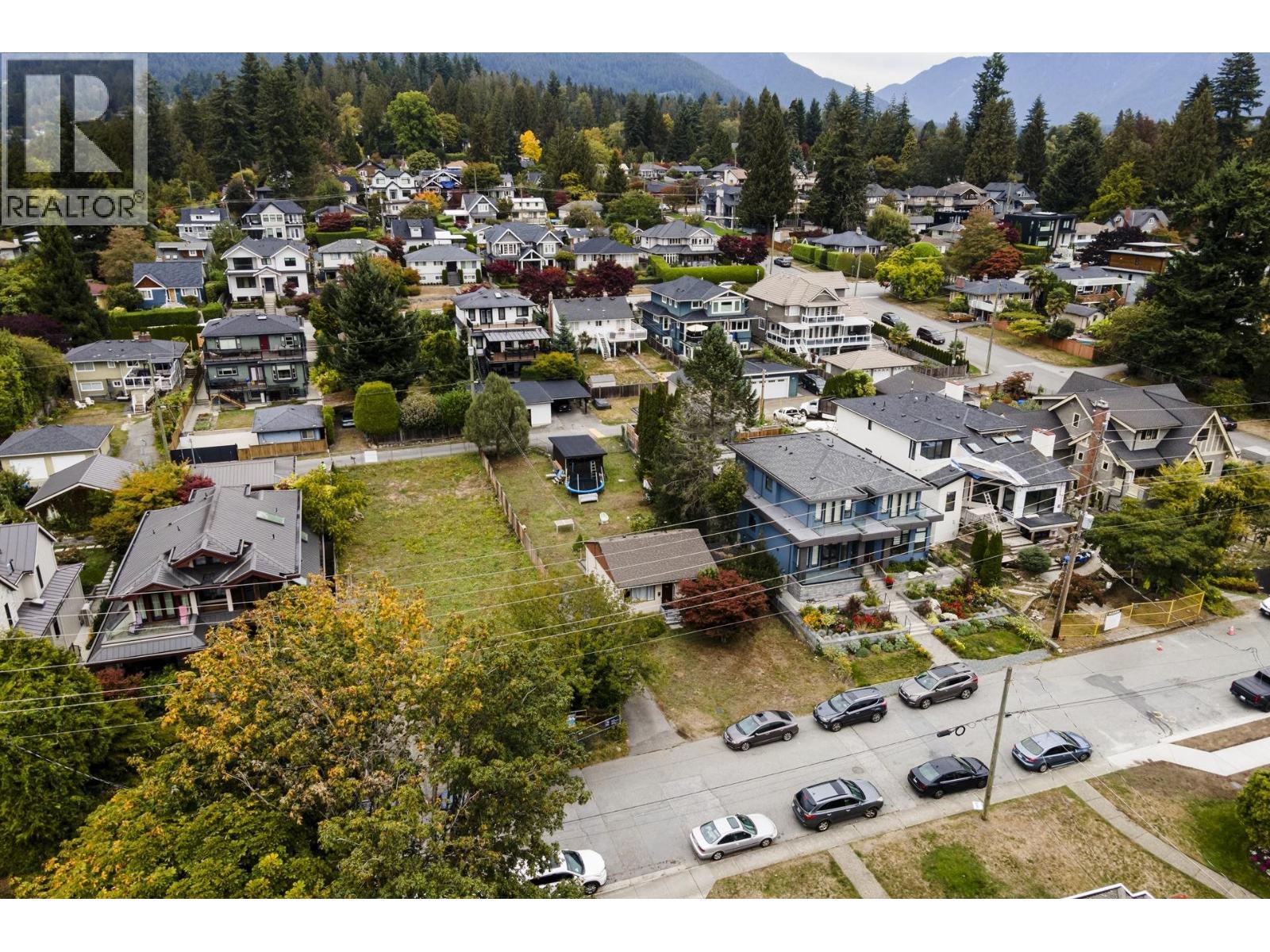 446 E 16th Street, North Vancouver, British Columbia  V7L 2T5 - Photo 23 - R3169619