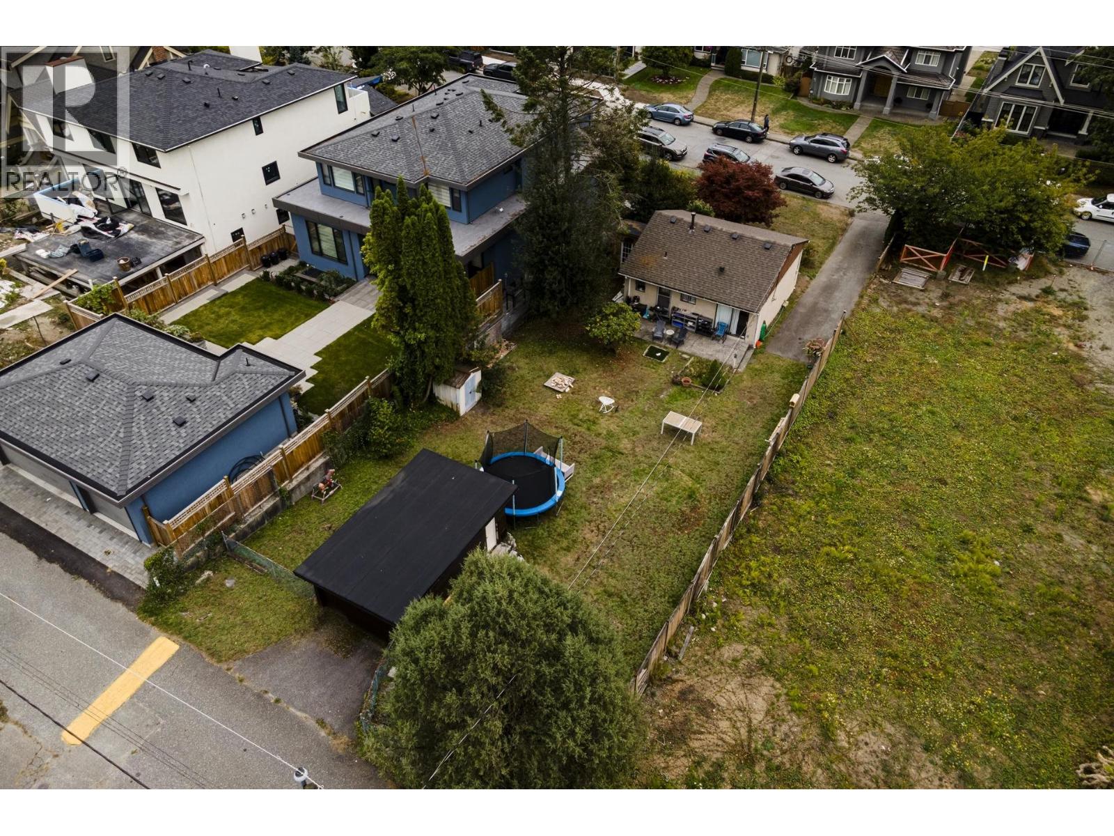 446 E 16th Street, North Vancouver, British Columbia  V7L 2T5 - Photo 9 - R3169619