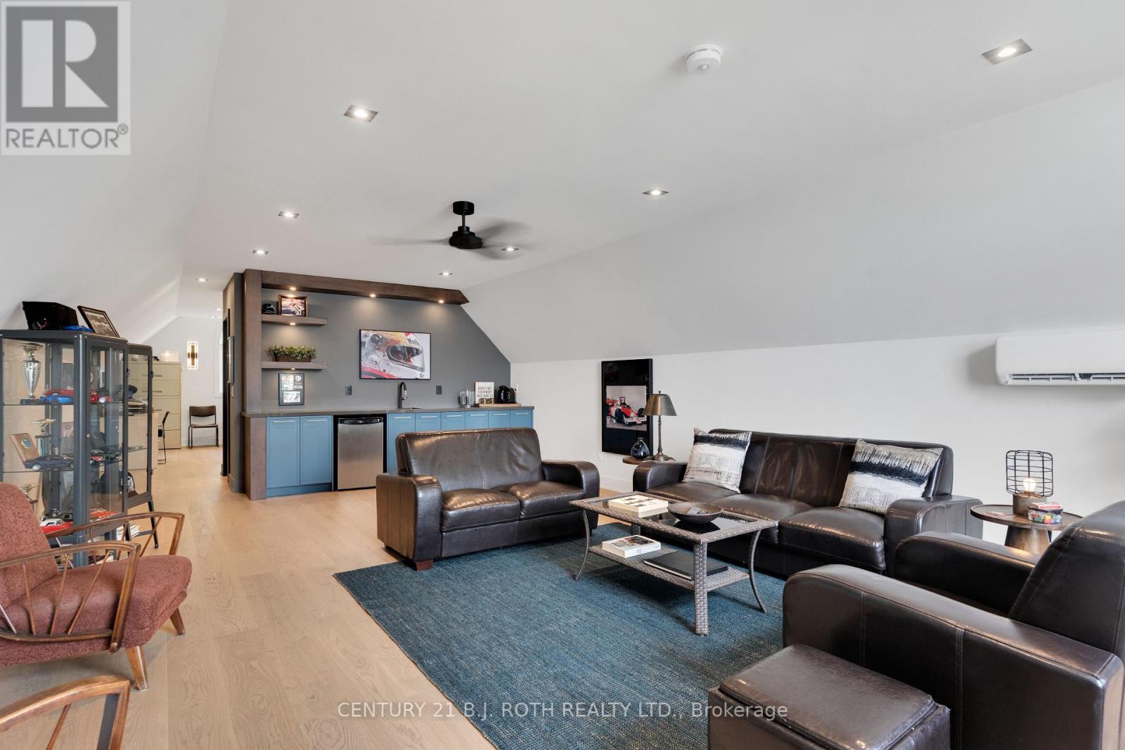 247 Lakeshore Road W, Oro-Medonte, Ontario  L0L 2E0 - Photo 34 - S13829078
