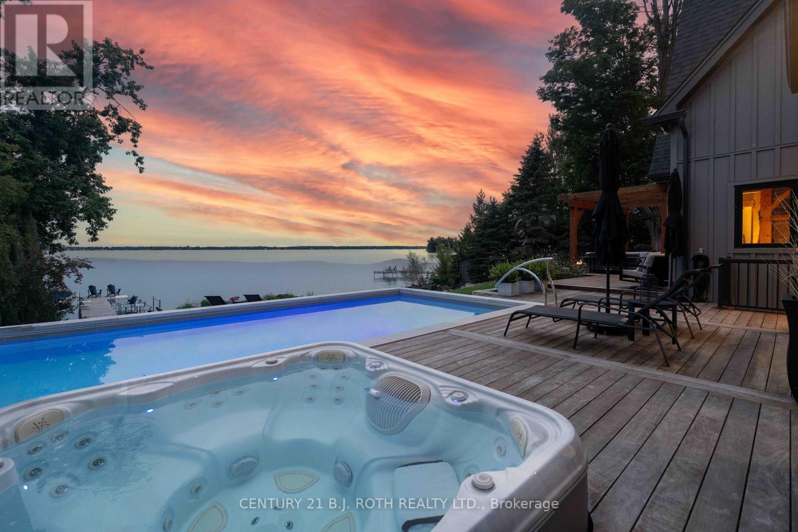 247 Lakeshore Road W, Oro-Medonte, Ontario  L0L 2E0 - Photo 36 - S13829078
