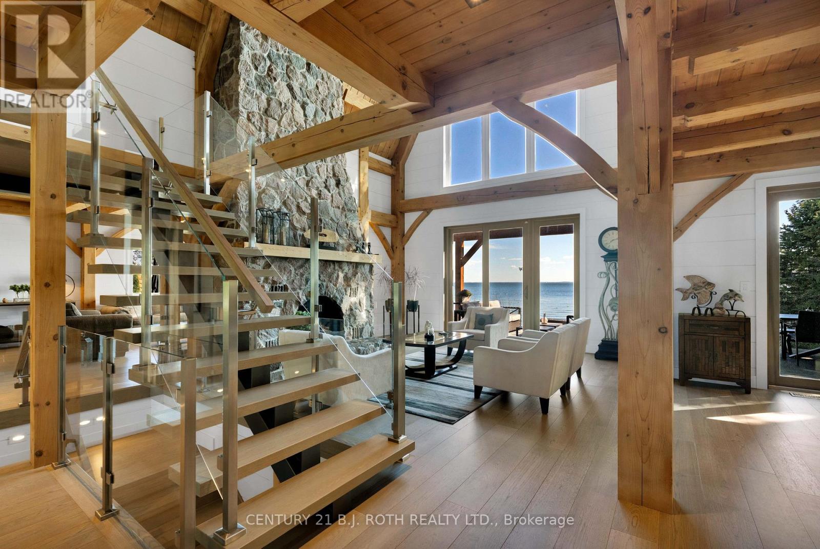 247 Lakeshore Road W, Oro-Medonte, Ontario  L0L 2E0 - Photo 10 - S13829078