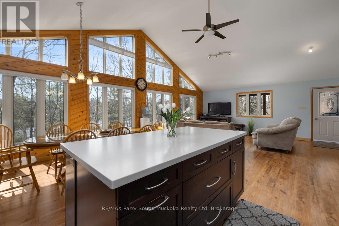 38 Shebeshekong Estates Road S, Carling, Ontario  P0G 1G0 - Photo 19 - X13829778