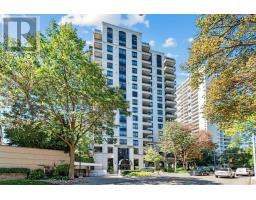 704 - 38 AVOCA AVENUE, Toronto, Ontario
