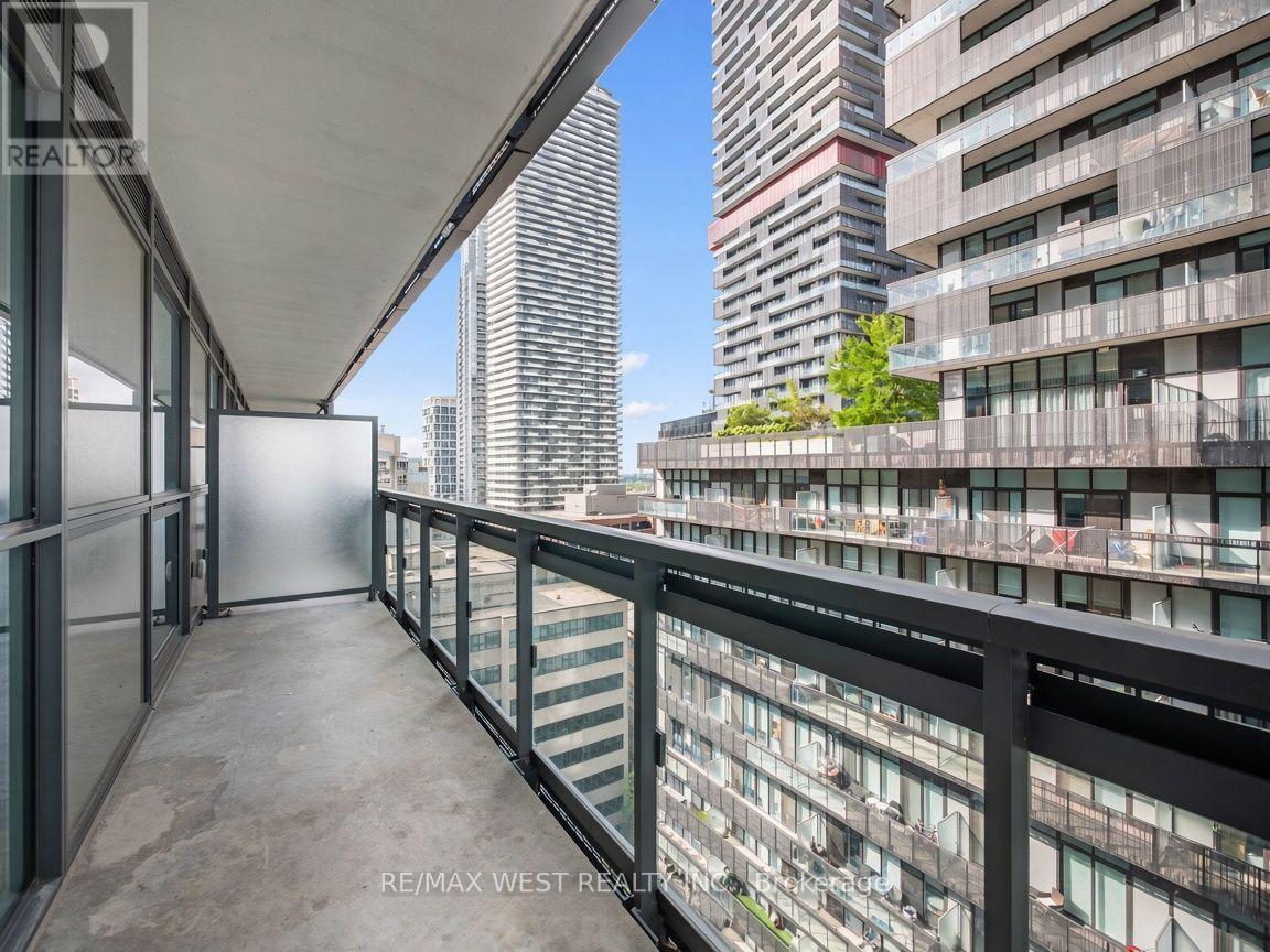 1107 - 39 Roehampton Avenue, Toronto, Ontario  M4P 0B9 - Photo 3 - C13829774