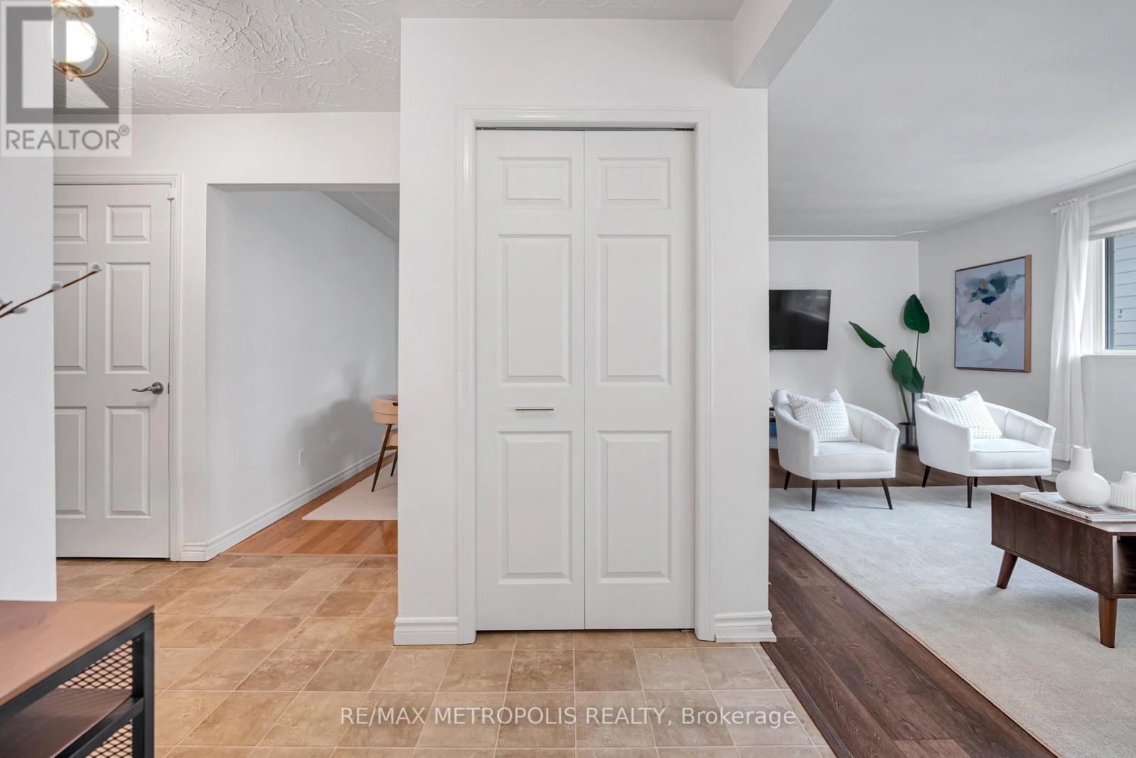 598 Black Oak Crescent, Waterloo, Ontario  N2V 1A5 - Photo 6 - X13755290