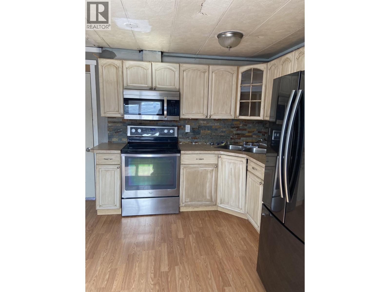 73 12842 Old Hope Road, Charlie Lake, British Columbia  V0C 1H0 - Photo 2 - R3169666