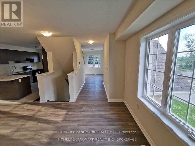 51 Bluegill Crescent, Whitby, Ontario L1P 0E4 - Photo 7 - E13829810