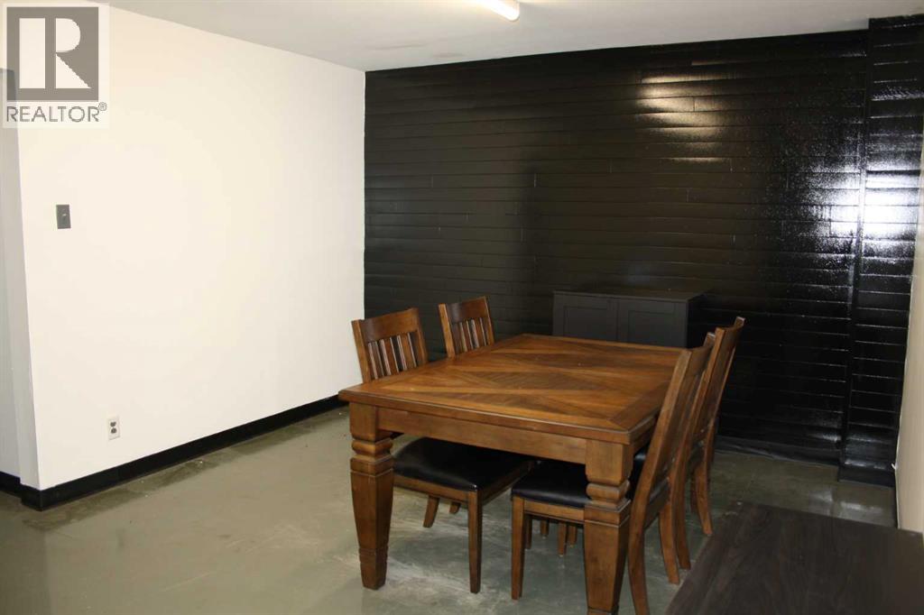 200, 104 East Lake Boulevard NE, Airdrie, Alberta  T4A 2C1 - Photo 10 - A2347585