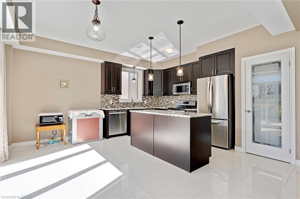 621 Sundew Drive, Waterloo, Ontario  N2V 0C1 - Photo 16 - 40865790