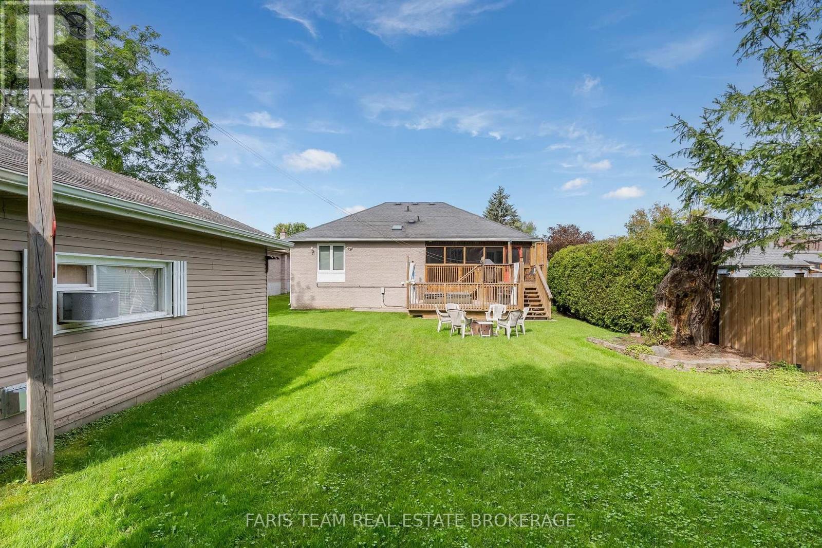 1033 Cameron Street, Innisfil, Ontario  L0L 1C0 - Photo 41 - N13796552