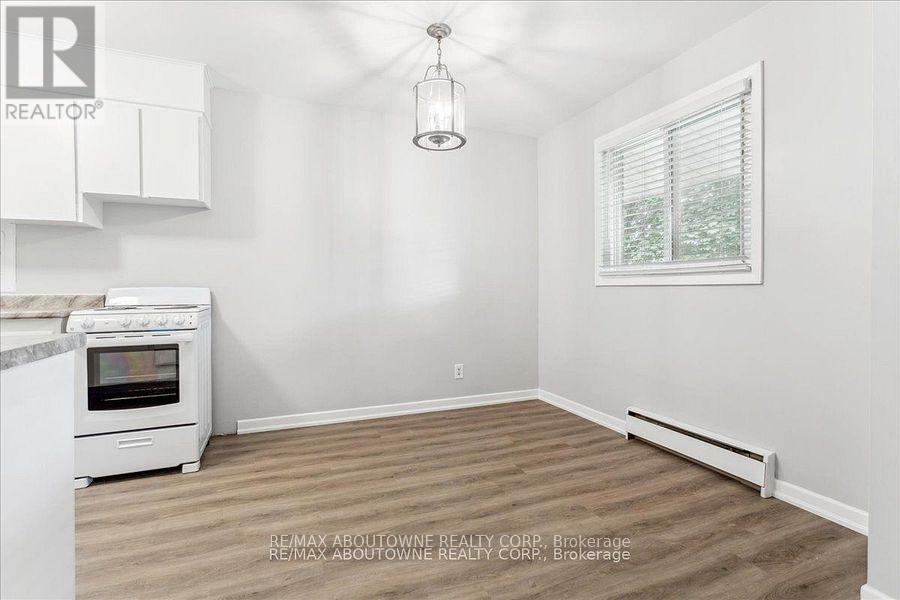 4 - 2344 Queensway Drive, Burlington, Ontario  L7R 3T3 - Photo 15 - W13829690