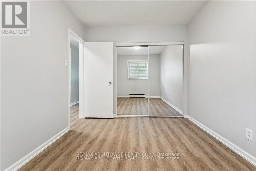 4 - 2344 Queensway Drive, Burlington, Ontario  L7R 3T3 - Photo 30 - W13829690