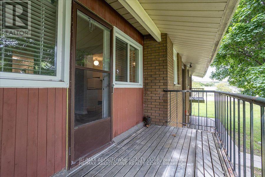 4 - 2344 Queensway Drive, Burlington, Ontario  L7R 3T3 - Photo 37 - W13829690