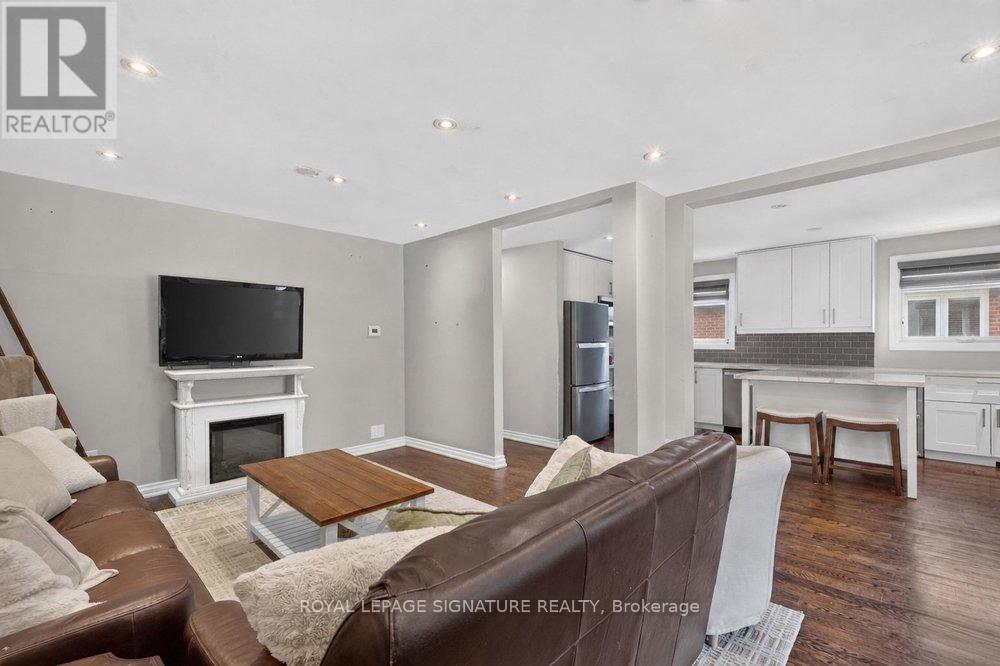 439 Ginger Downs, Mississauga, Ontario  L5A 3A8 - Photo 10 - W13829710