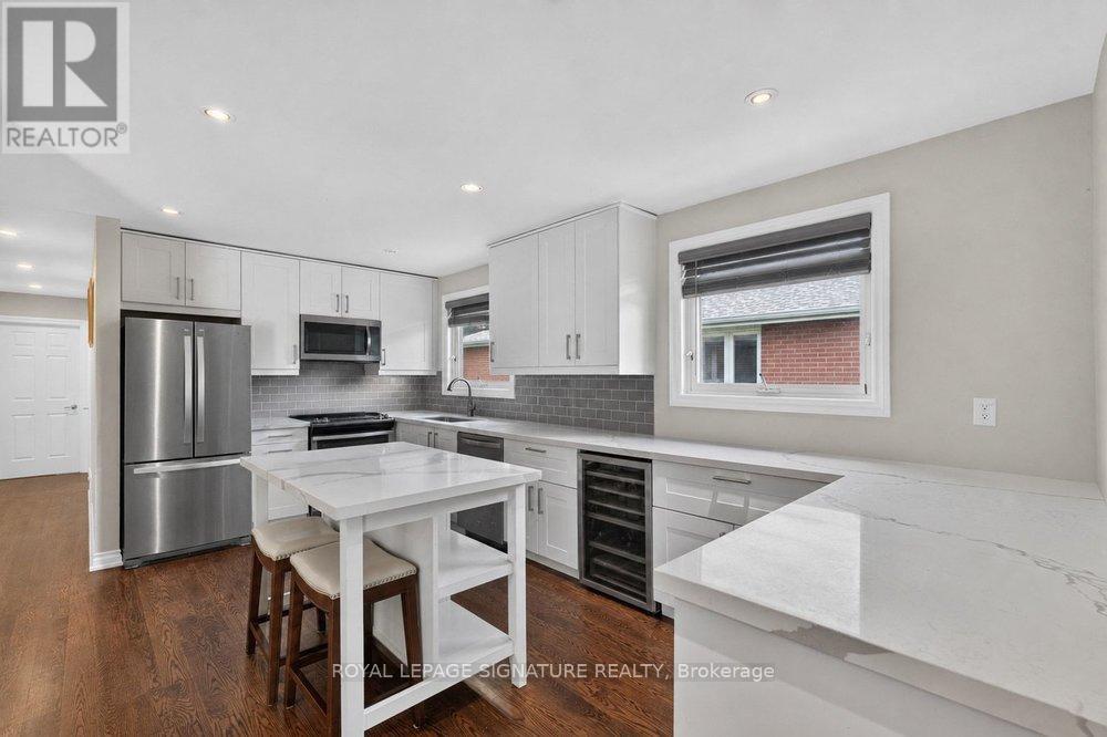 439 Ginger Downs, Mississauga, Ontario  L5A 3A8 - Photo 17 - W13829710