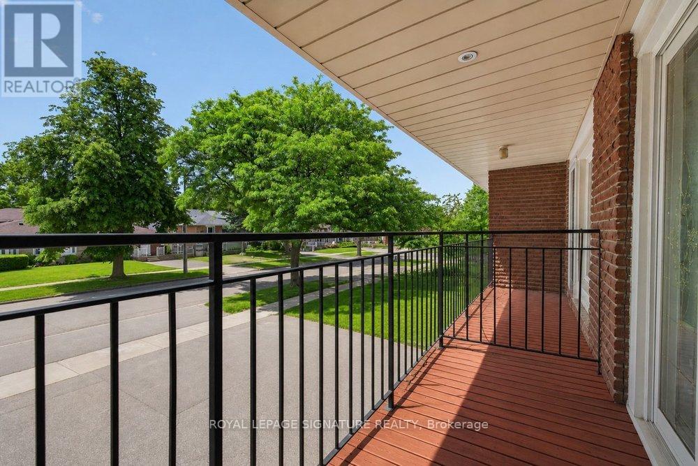 439 Ginger Downs, Mississauga, Ontario  L5A 3A8 - Photo 23 - W13829710