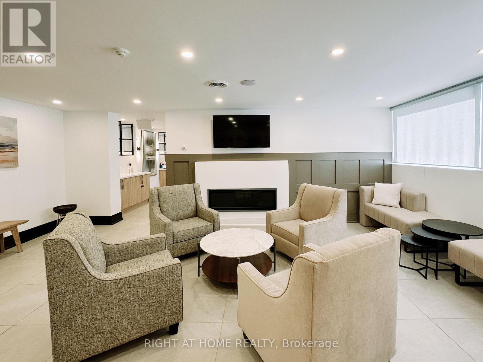 701 - 3700 Kaneff Crescent, Mississauga, Ontario  L5A 4B8 - Photo 18 - W13829760