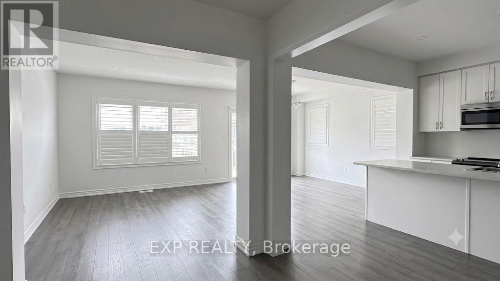 215 Remembrance Road, Brampton, Ontario  L7A 4P1 - Photo 10 - W13829772