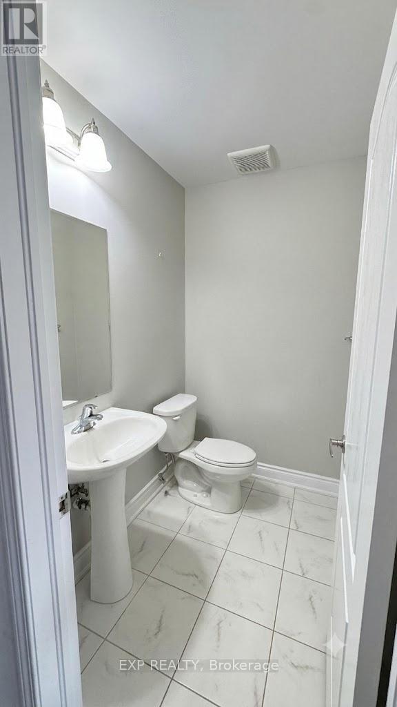 215 Remembrance Road, Brampton, Ontario  L7A 4P1 - Photo 13 - W13829772