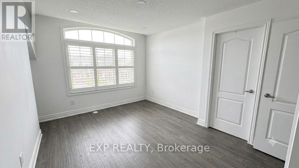 215 Remembrance Road, Brampton, Ontario  L7A 4P1 - Photo 14 - W13829772