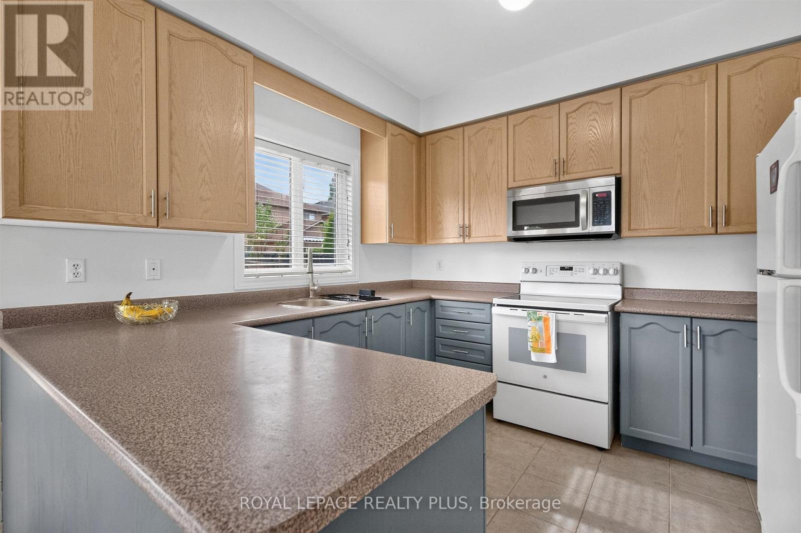 6322 Lisgar Drive, Mississauga, Ontario  L5N 7W1 - Photo 12 - W13829804