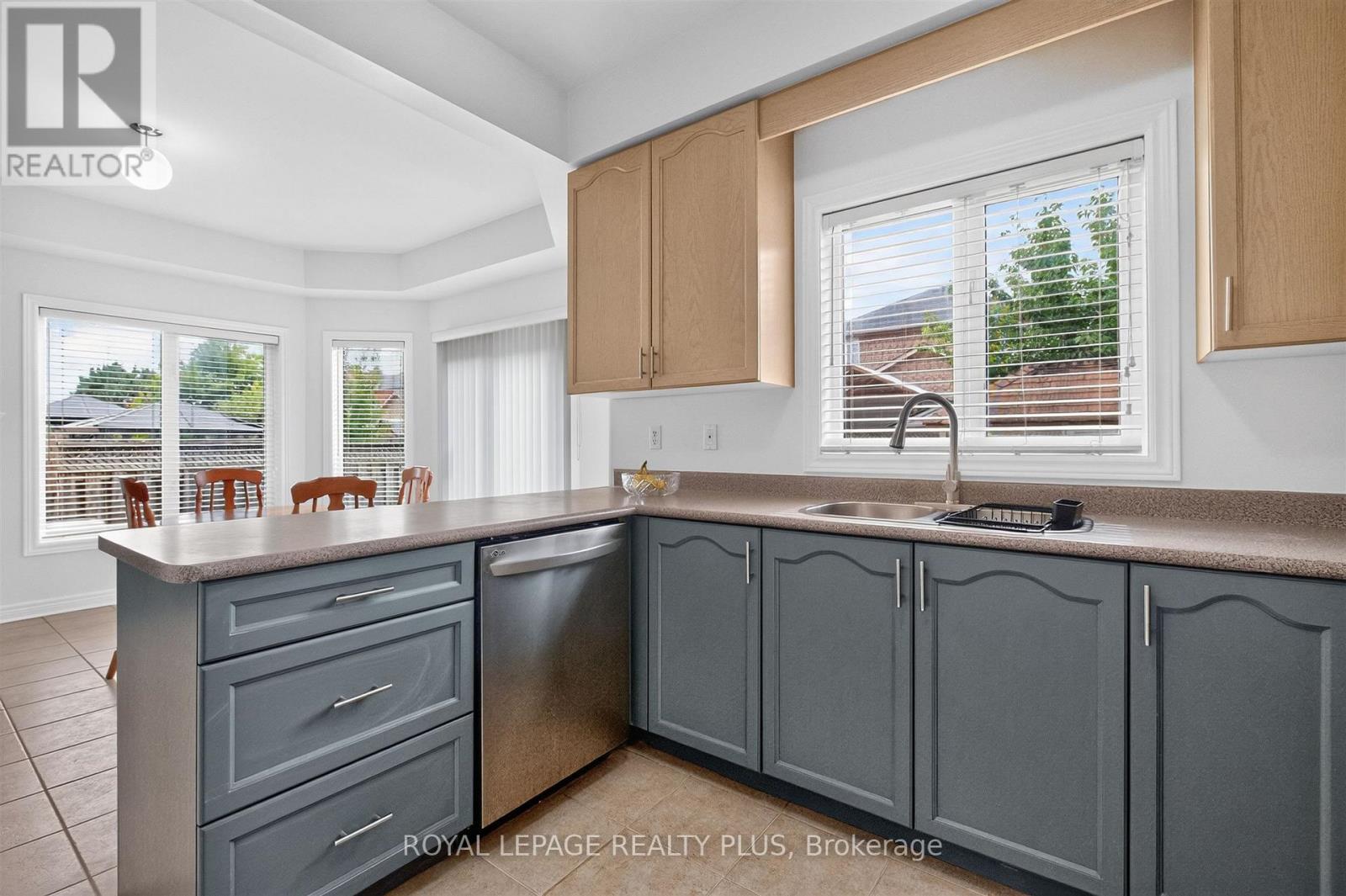 6322 Lisgar Drive, Mississauga, Ontario  L5N 7W1 - Photo 13 - W13829804