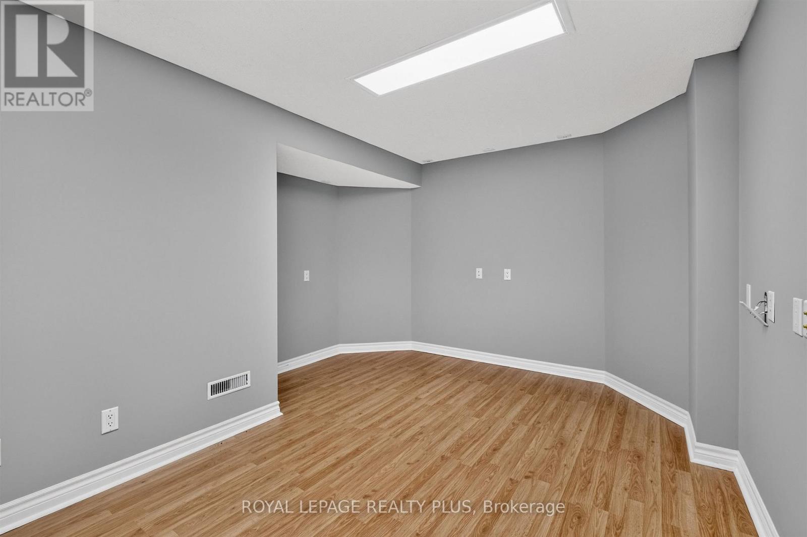 6322 Lisgar Drive, Mississauga, Ontario  L5N 7W1 - Photo 38 - W13829804