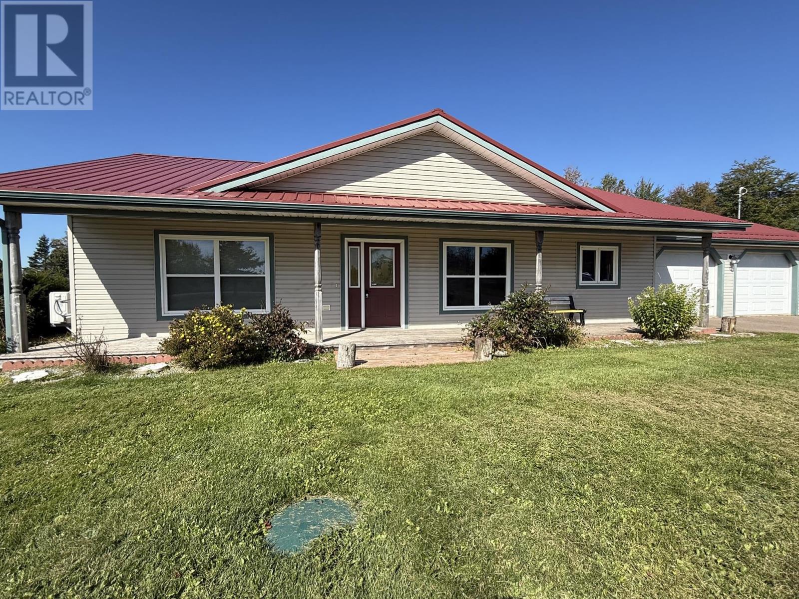 136 Crooked Creek Road, Oyster Bed Bridge, Prince Edward Island  C0A 1N0 - Photo 3 - 202624396