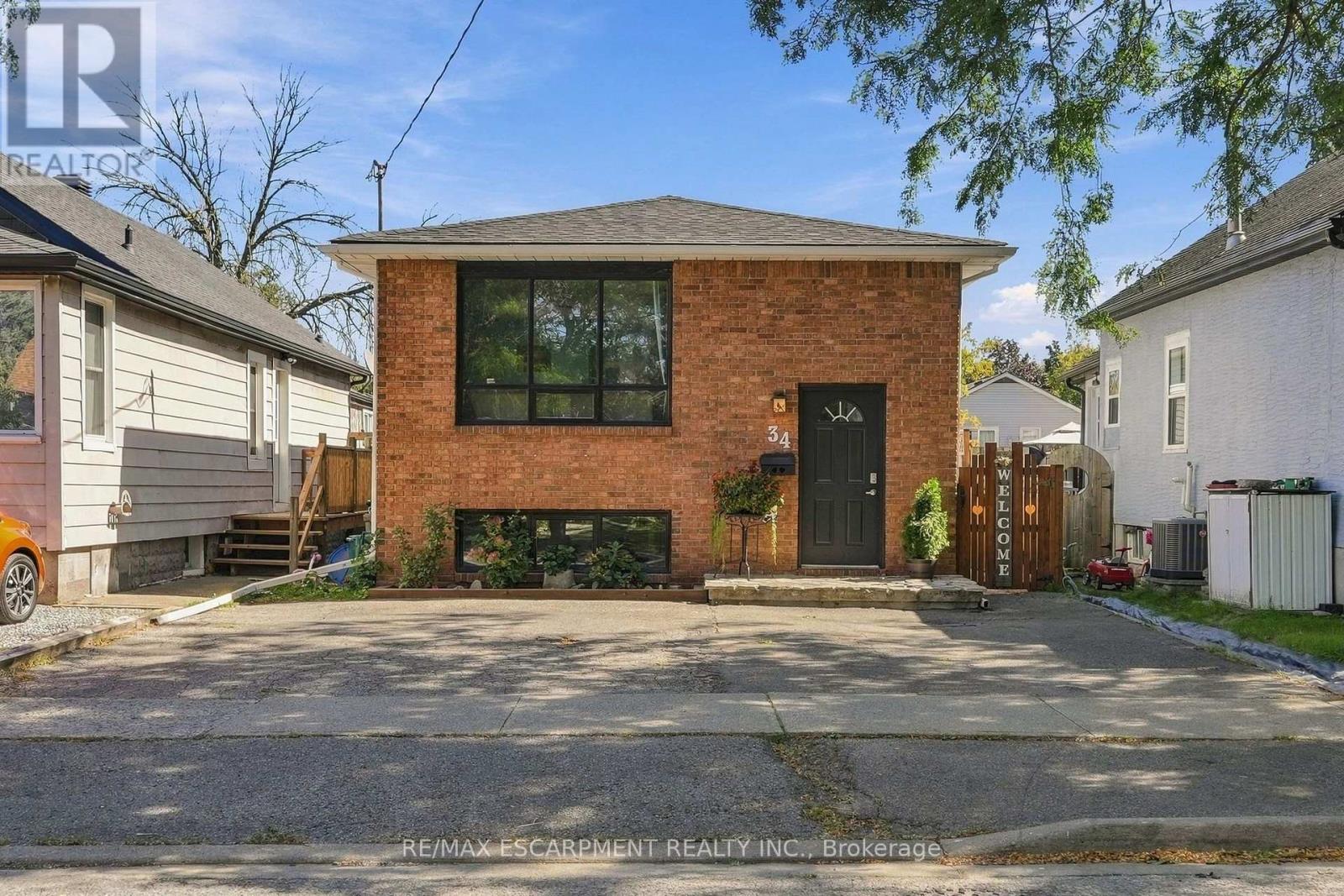 34 GRANTHAM AVENUE S, St. Catharines, Ontario