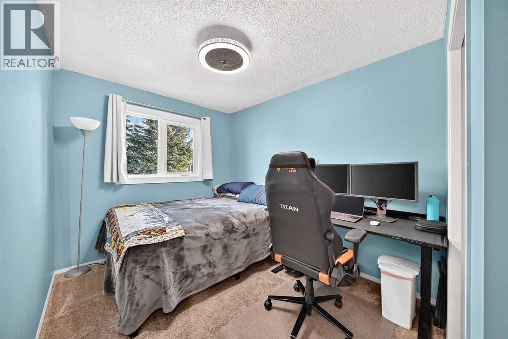 44 Mckinley Road Se, Calgary, Alberta  T2Z 1T6 - Photo 10 - A2347400