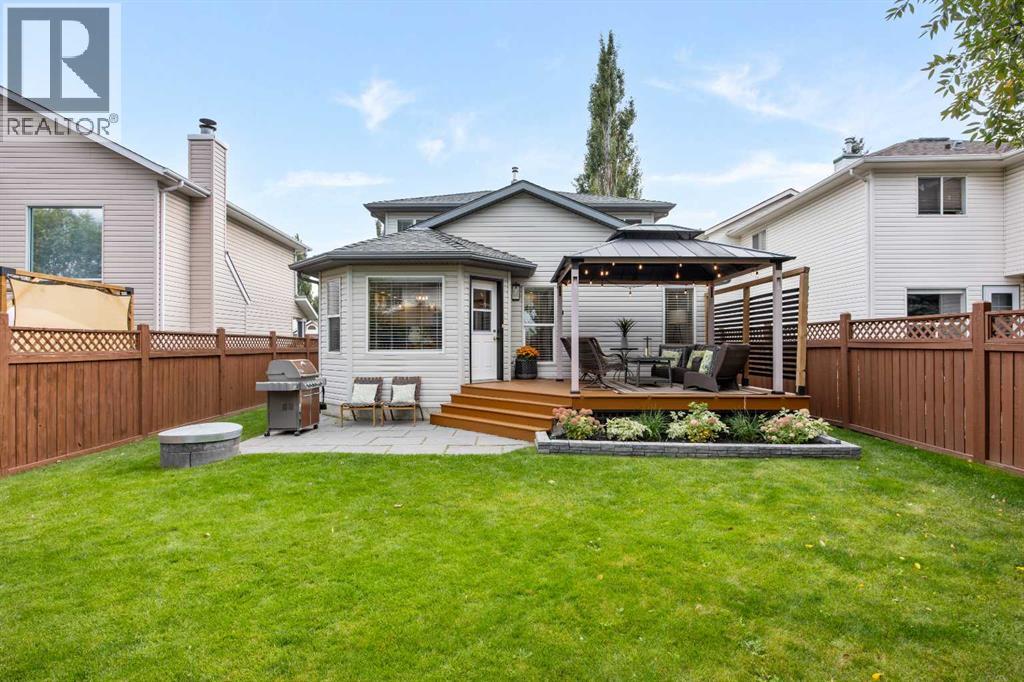 75 Valley Brook Circle NW, Calgary, Alberta  T3B 5S2 - Photo 45 - A2347729