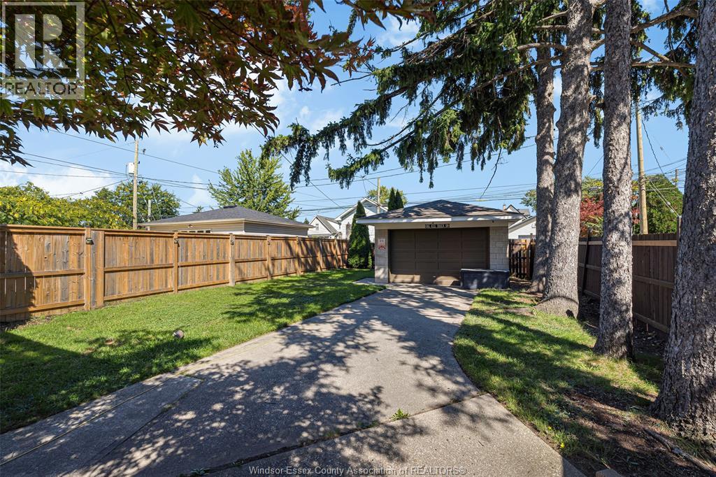 1174 Parent Ave, Windsor, Ontario  N9A 2E5 - Photo 21 - 26023655