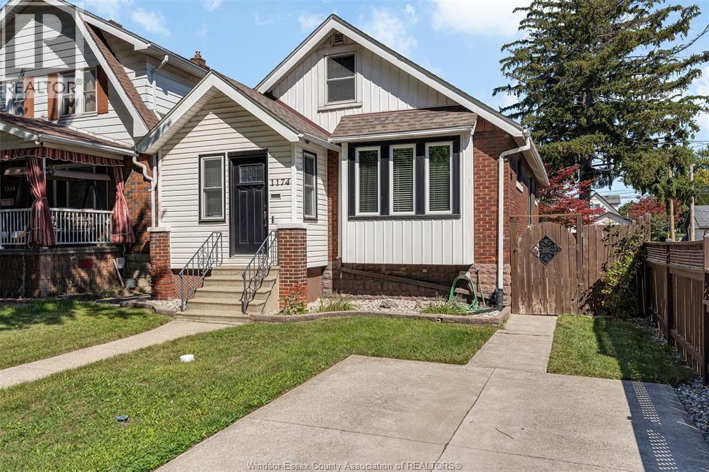 1174 Parent Ave, Windsor, Ontario  N9A 2E5 - Photo 3 - 26023655